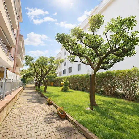 Apartment Tiziano Silvi